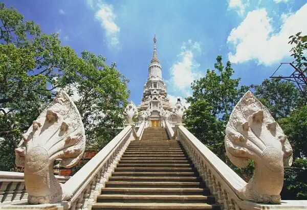 Phnom Penh – Oudong Mountain